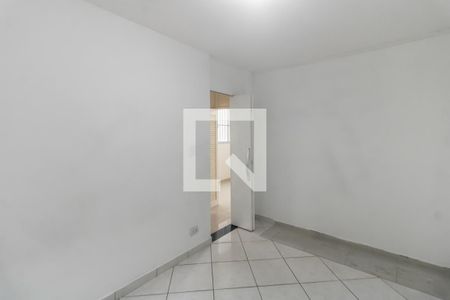 Quarto 1 de apartamento para alugar com 2 quartos, 55m² em Vila Silvia, São Paulo