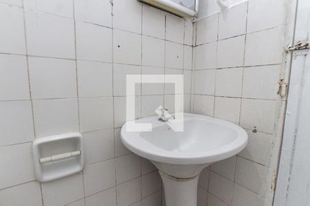 Banheiro de casa para alugar com 1 quarto, 35m² em Vila Medeiros, São Paulo