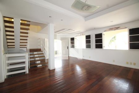 Sala 1 de casa de condomínio à venda com 6 quartos, 467m² em Anil, Rio de Janeiro