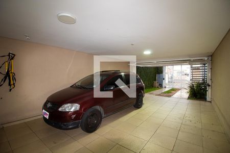 Garagem de casa à venda com 3 quartos, 200m² em Butantã, São Paulo