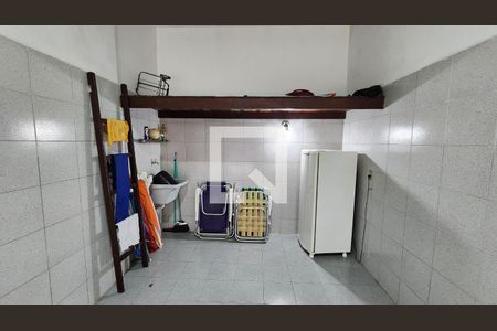 Garagem de apartamento para alugar com 1 quarto, 35m² em Aparecida, Santos