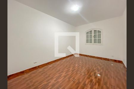 Quarto 1 de casa para alugar com 2 quartos, 84m² em Jardim Guayana, São Paulo