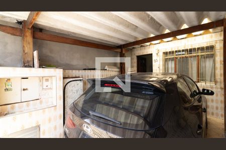 Garagem de casa para alugar com 2 quartos, 140m² em Jardim Jaú (zona Leste), São Paulo