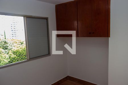 Quarto 1 de apartamento para alugar com 3 quartos, 74m² em Socorro, São Paulo