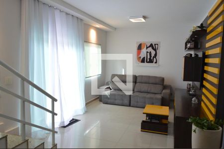 Sala 1 de casa de condomínio à venda com 4 quartos, 200m² em Taquara, Rio de Janeiro