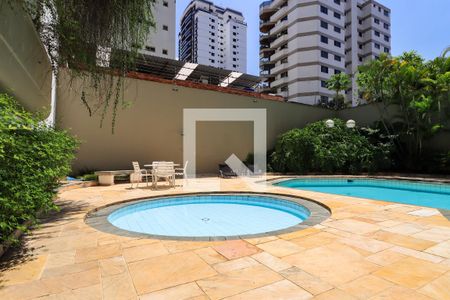 Área comum - Piscina de apartamento para alugar com 4 quartos, 350m² em Real Parque, São Paulo