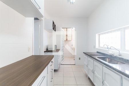 Cozinha de apartamento para alugar com 2 quartos, 72m² em Vila Lavinia, Mogi das Cruzes