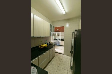 Cozinha de casa à venda com 3 quartos, 360m² em Itapoã, Belo Horizonte