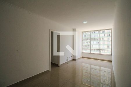 Sala de apartamento para alugar com 3 quartos, 85m² em Barra da Tijuca, Rio de Janeiro