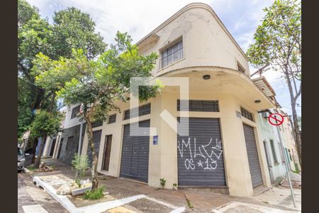 Fachada de casa à venda com 2 quartos, 120m² em Belenzinho, São Paulo