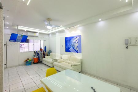 Sala de apartamento para alugar com 1 quarto, 50m² em Guilhermina, Praia Grande