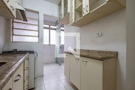 Cozinha de apartamento para alugar com 3 quartos, 103m² em Cerqueira César, São Paulo