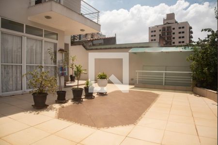 Quintal de casa à venda com 3 quartos, 330m² em Vila da Saúde, São Paulo