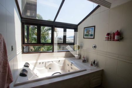 Banheiro da Suíte 4 de casa de condomínio à venda com 4 quartos, 396m² em Anil, Rio de Janeiro
