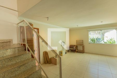 Sala de casa à venda com 3 quartos, 200m² em Jardim Cidalia, São Paulo