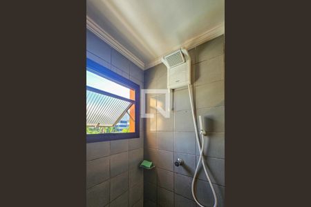 Banheiro de apartamento para alugar com 3 quartos, 86m² em Balneario Guarujá, Guarujá