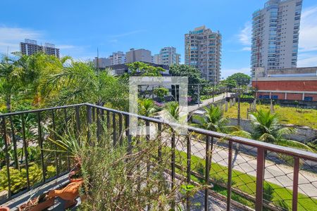 Varanda de apartamento para alugar com 3 quartos, 86m² em Balneario Guarujá, Guarujá