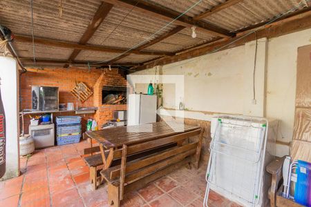 Churrasqueira de casa à venda com 3 quartos, 110m² em Teresópolis, Porto Alegre