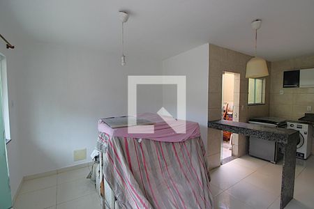 Sala de casa para alugar com 2 quartos, 110m² em Campinho, Rio de Janeiro