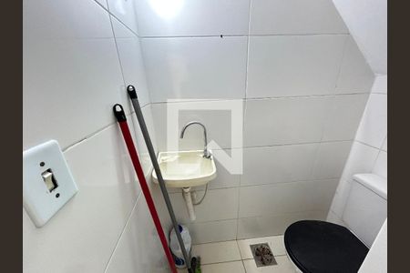 Lavabo da sala de casa para alugar com 2 quartos, 110m² em Campinho, Rio de Janeiro