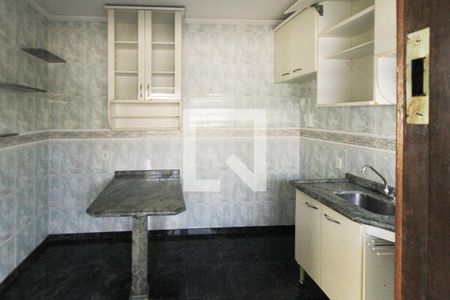 Cozinha de casa de condomínio à venda com 2 quartos, 85m² em Chácara Mafalda, São Paulo