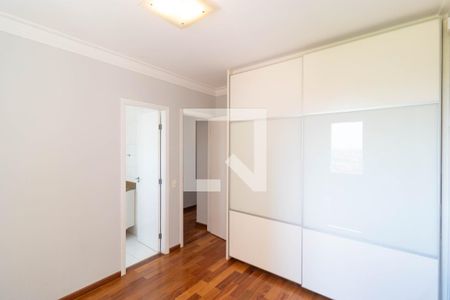 Suíte 03 de apartamento para alugar com 3 quartos, 135m² em Vila Brandina, Campinas