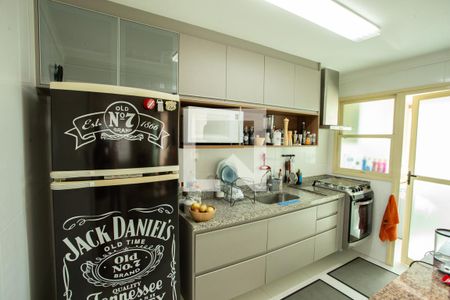 COZINHA de apartamento à venda com 2 quartos, 76m² em Santana, São Paulo
