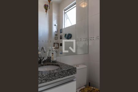 Lavabo de apartamento à venda com 3 quartos, 174m² em Padre Eustáquio, Belo Horizonte