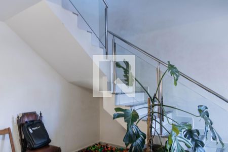 Escada de apartamento à venda com 3 quartos, 174m² em Padre Eustáquio, Belo Horizonte