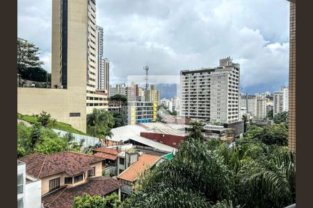 Vista Sala de apartamento à venda com 4 quartos, 136m² em Coracao de Jesus, Belo Horizonte