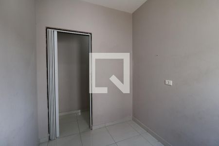 Quarto 1 de casa para alugar com 2 quartos, 63m² em Vila Palmares, Santo André