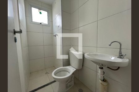 Banheiro Social de apartamento para alugar com 2 quartos, 42m² em Jaguaré, São Paulo