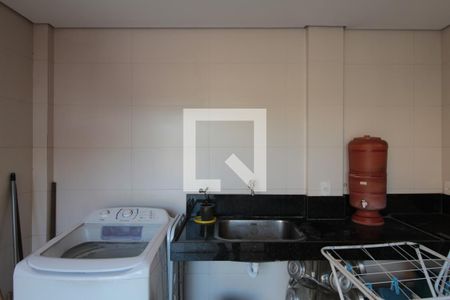 Área de Serviço de casa à venda com 5 quartos, 370m² em São Luiz, Belo Horizonte