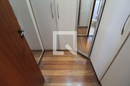 Closet do quarto 1 de casa à venda com 5 quartos, 370m² em São Luiz, Belo Horizonte