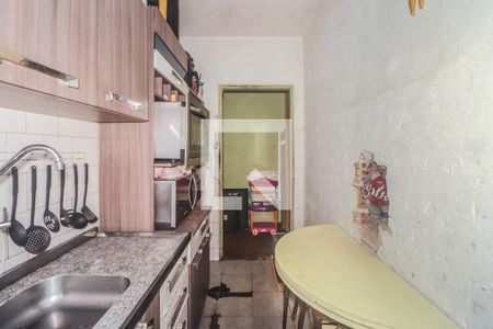 Cozinha de apartamento à venda com 2 quartos, 52m² em Jardim Itu, Porto Alegre