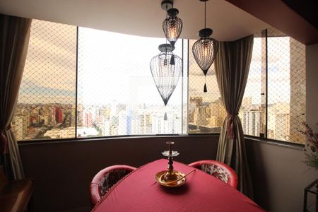 Sala de apartamento à venda com 4 quartos, 280m² em Lourdes, Belo Horizonte