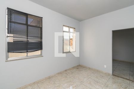 Sala de apartamento para alugar com 1 quarto, 48m² em Penha Circular, Rio de Janeiro