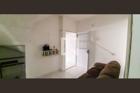Sala de casa para alugar com 2 quartos, 48m² em Recanto das Rosas, Osasco