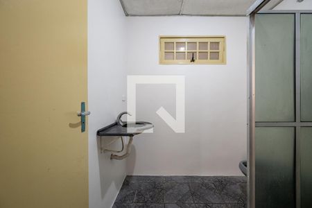 Banheiro de casa à venda com 3 quartos, 180m² em Vila Fachini, São Paulo