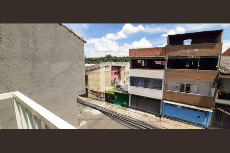 Vista da Sacada da Cozinha de casa para alugar com 2 quartos, 50m² em Recanto das Rosas, Osasco
