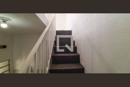 Acesso ao Quarto 1 de casa para alugar com 2 quartos, 50m² em Recanto das Rosas, Osasco