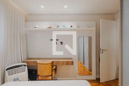 Quarto de apartamento à venda com 1 quarto, 57m² em Pinheiros, São Paulo