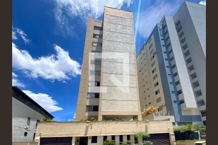 Fachada de apartamento à venda com 3 quartos, 200m² em Alto Barroca, Belo Horizonte