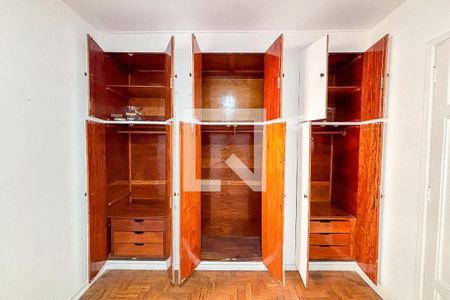 Quarto 1 de apartamento à venda com 3 quartos, 130m² em Cerqueira César, São Paulo