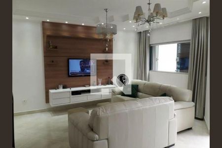 Casa à venda com 3 quartos, 220m² em Cidade Mãe do Céu, São Paulo