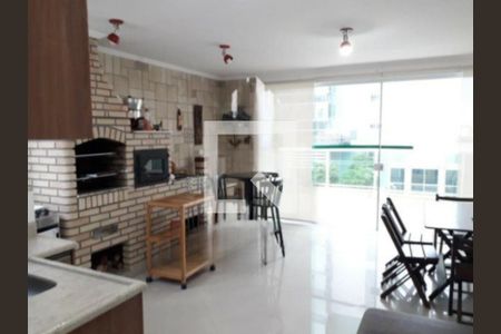 Casa à venda com 3 quartos, 220m² em Cidade Mãe do Céu, São Paulo