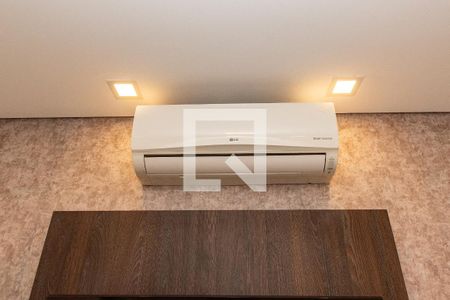 Sala de casa à venda com 6 quartos, 156m² em Ipiranga, São Paulo