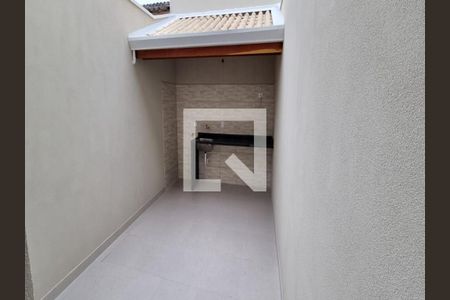 Casa à venda com 3 quartos, 130m² em Jardim Santa Cruz, São Paulo