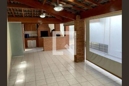 Casa à venda com 4 quartos, 300m² em Parque Sao Domingos, São Paulo