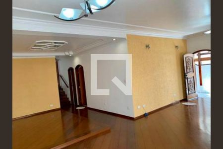 Casa à venda com 4 quartos, 300m² em Parque Sao Domingos, São Paulo